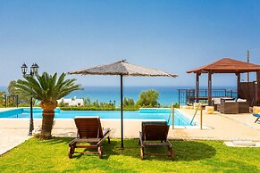 Villa Minoas Large Private Pool Walk to Beach Sea Views A C Wifi Eco-f