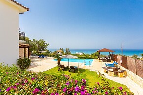 Villa Minoas Large Private Pool Walk to Beach Sea Views A C Wifi Eco-f
