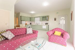 Villa Thalassa Large Private Pool Walk to Beach Sea Views A C Wifi Car