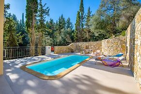 Villa Alexandros Swimming Pool Walk to Beach A C Wifi - 3454