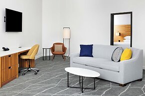 Delta Hotels by Marriott Grande Prairie Airport