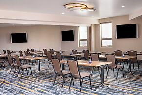 Delta Hotels by Marriott Grande Prairie Airport