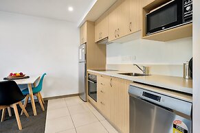 Residence du Lac by Staysouth