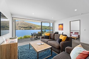 Residence du Lac by Staysouth