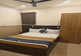 Hotel Grand Gaayatris