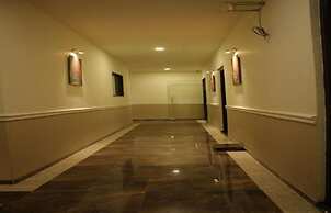 Hotel Grand Gaayatris