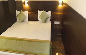 Hotel Grand Gaayatris