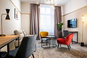 MR67 Mayera Rapaporta