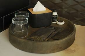 Awann Sewu Boutique Hotel and Suite