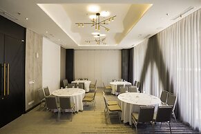 Awann Sewu Boutique Hotel and Suite