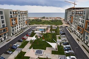 Seaside Mamaia