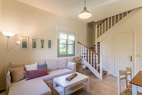 Lithos Stoupa Villas