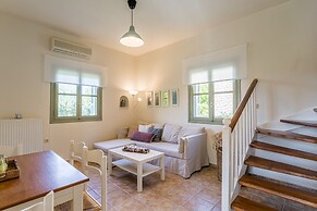 Lithos Stoupa Villas