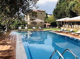 Lithos Stoupa Villas