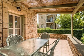 Lithos Stoupa Villas