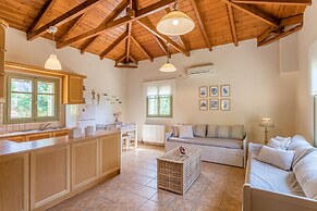 Lithos Stoupa Villas