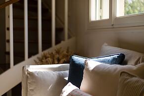 Lithos Stoupa Villas