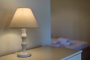 Lithos Stoupa Villas