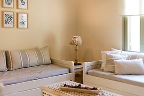 Lithos Stoupa Villas