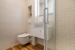 Bed and Breakfast Sky