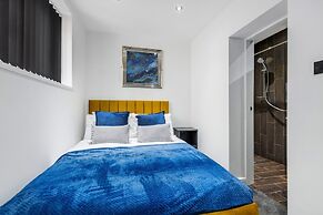 Winter Garden Apartments by Sasco