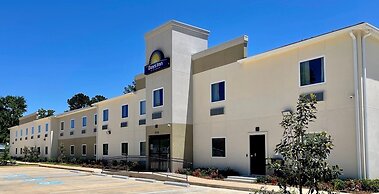 Days Inn by Wyndham Zachary LA