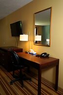 Jolly Roger Inn & Resort