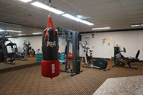 Jolly Roger Inn & Resort