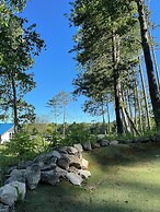 Jolly Roger Inn & Resort