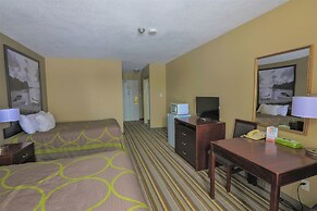 Jolly Roger Inn & Resort