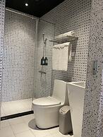 Weifeng Boutique Business Hotel