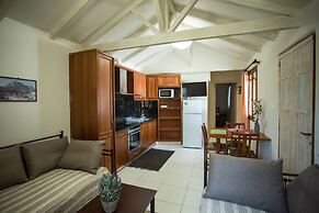 Acrocorinth Apartments