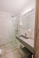 Acrocorinth Apartments