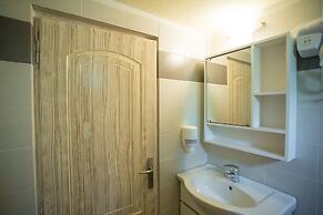 Acrocorinth Apartments