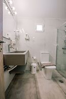 Acrocorinth Apartments