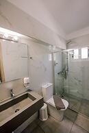 Acrocorinth Apartments