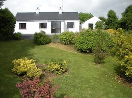 Beautiful 3-bed House in Knock