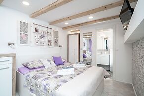 Lavender Room