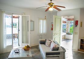 Holiday Sunset Villa Above the Beach