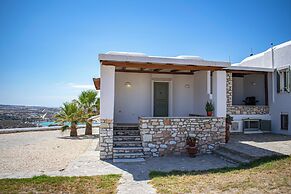 Holiday Sunset Villa Above the Beach