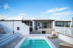 Holiday Sunset Villa Above the Beach