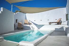 Holiday Sunset Villa Above the Beach