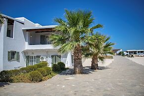 Holiday Sunset Villa Above the Beach