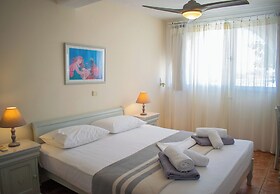 Holiday Sunset Villa Above the Beach