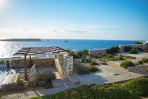 Holiday Sunset Villa Above the Beach