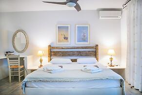 Holiday Sunset Villa Above the Beach