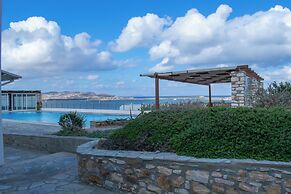 Holiday Sunset Villa Above the Beach
