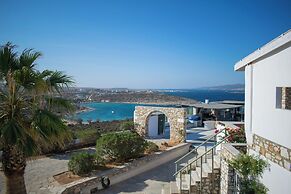 Holiday Sunset Villa Above the Beach
