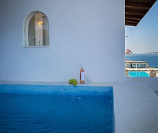 Holiday Sunset Villa Above the Beach