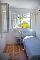 Holiday Sunset Villa Above the Beach